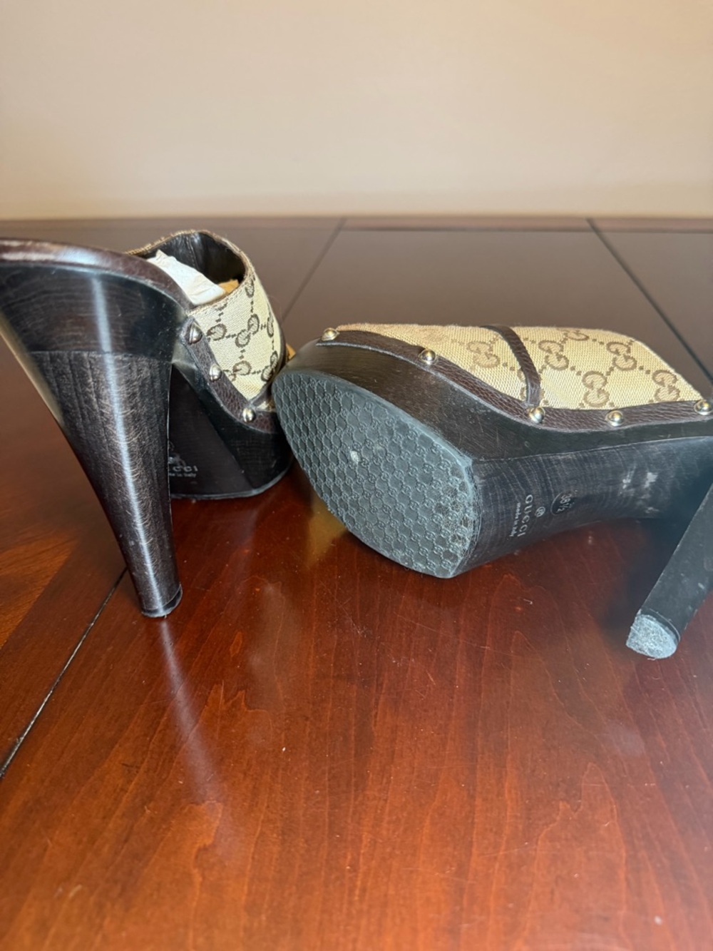 Gucci Signature Horsebit clogs - Picture 12 of 15